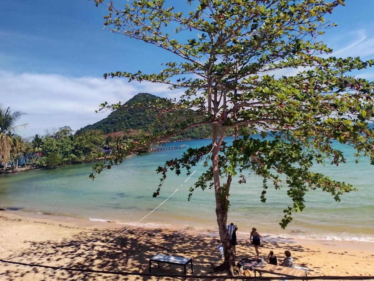 Golden Snake Guesthouse Beach Koh Rong Sanloem Bagian luar foto