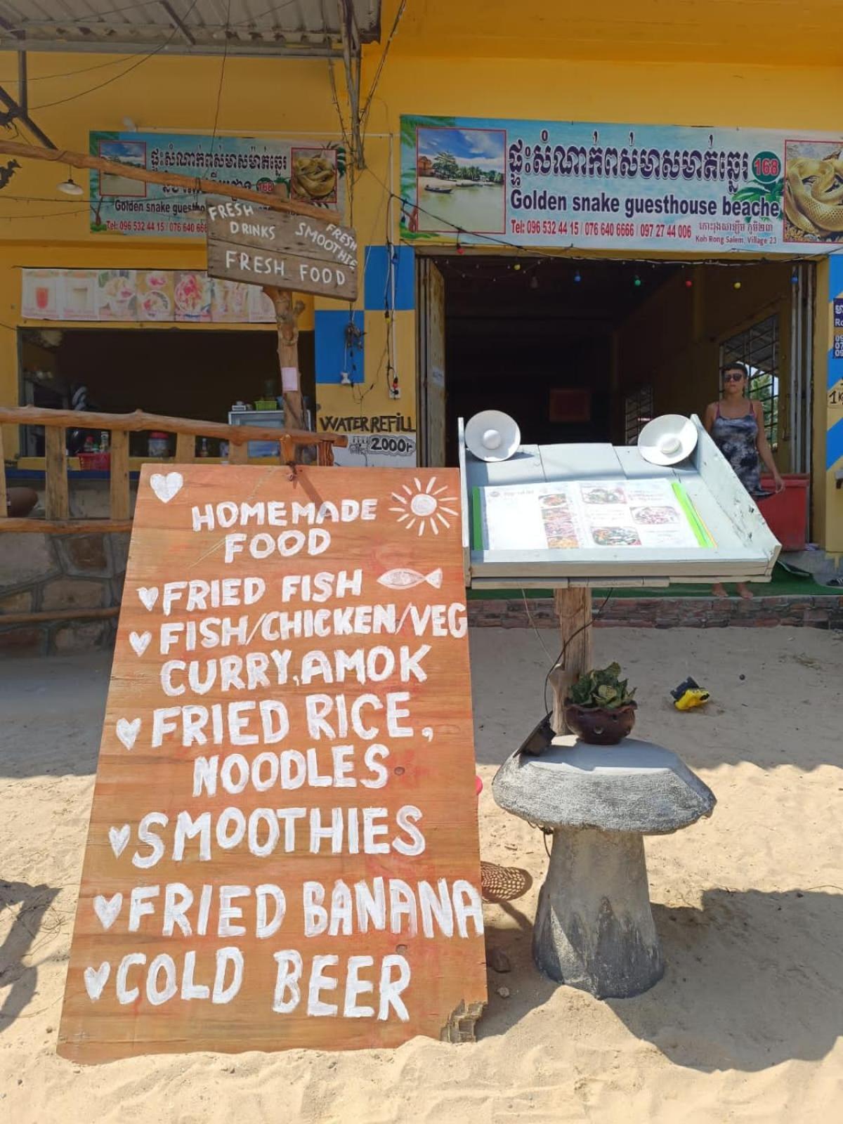Golden Snake Guesthouse Beach Koh Rong Sanloem Bagian luar foto
