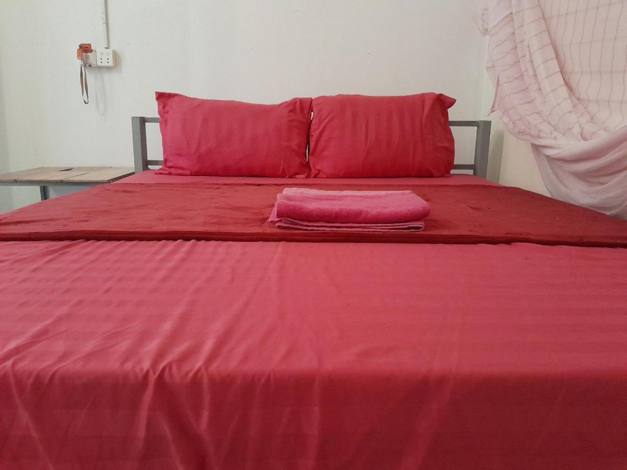 Golden Snake Guesthouse Beach Koh Rong Sanloem Bagian luar foto
