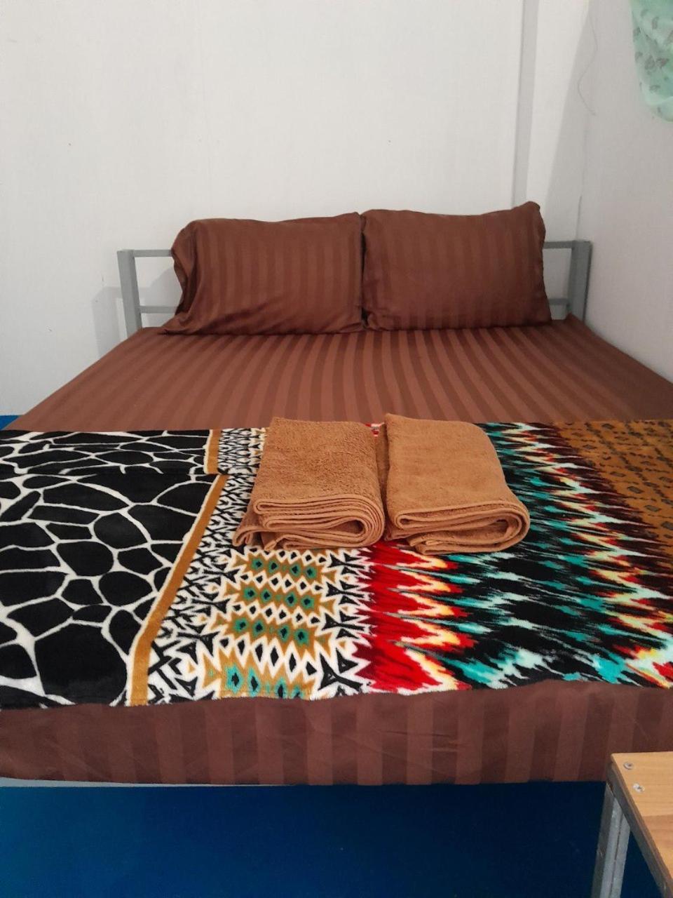 Golden Snake Guesthouse Beach Koh Rong Sanloem Bagian luar foto